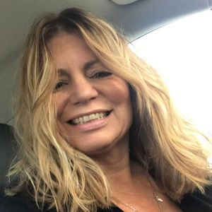 Meet your Posher, Donnalynn